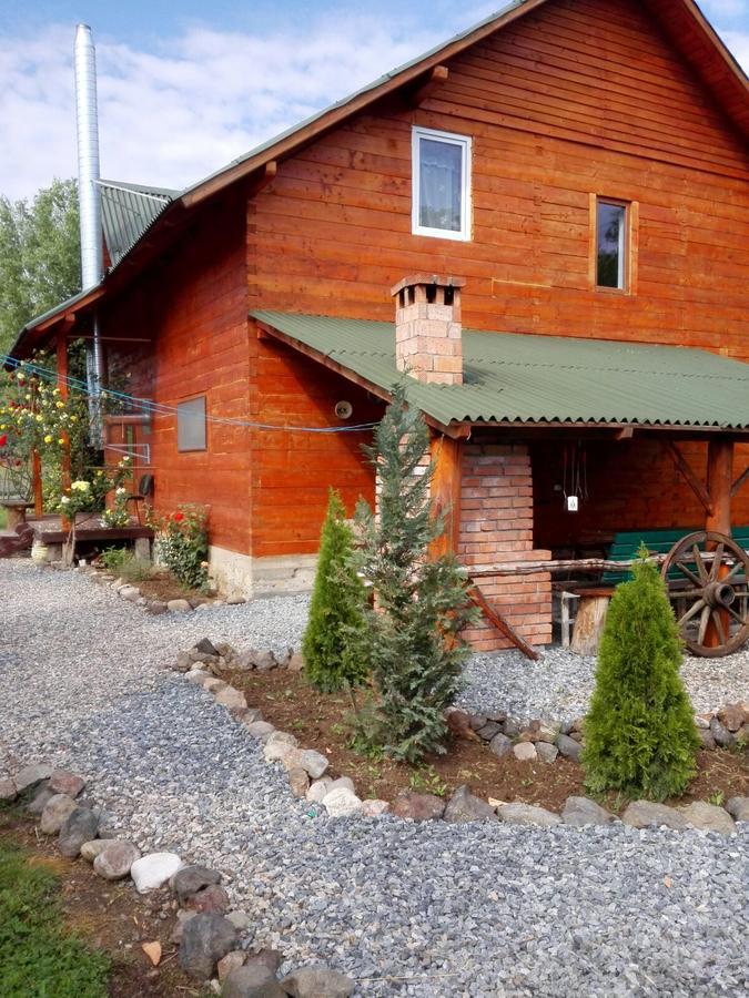 The Wooden House Villa Moldoveneşti Buitenkant foto
